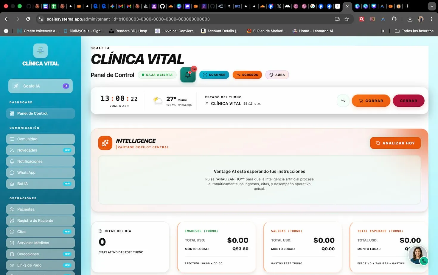 Panel administrativo de clínica en computadora de escritorio